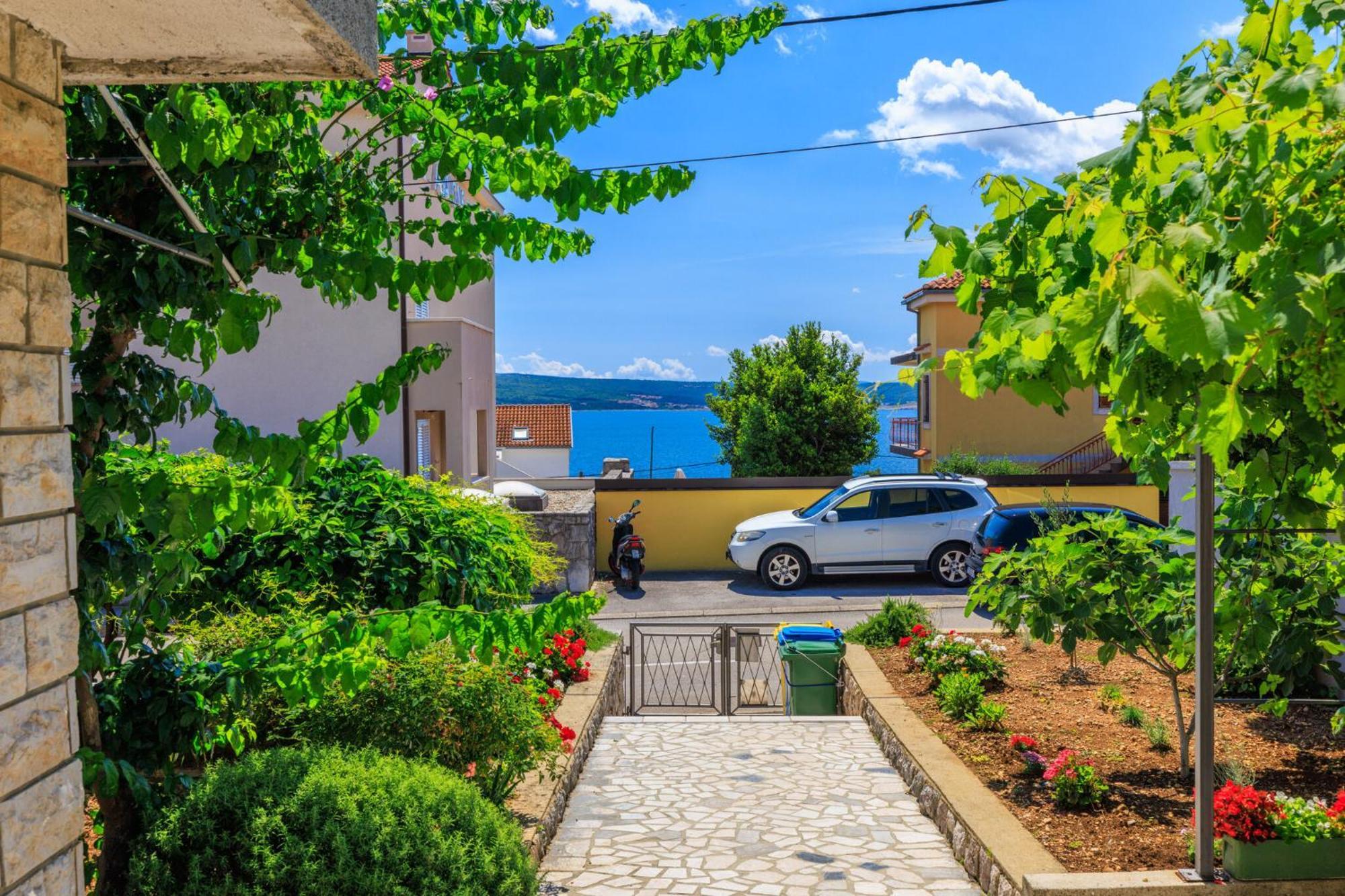 Srebrnjak Apartment